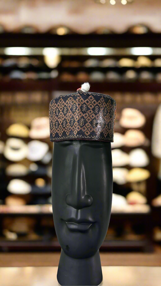 GETZNER HAT – BLACK & BRONZE GEOMETRIC