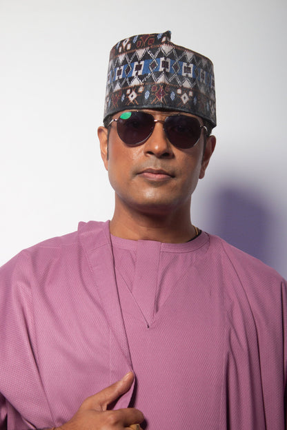THE JỌMÍ AGBADA