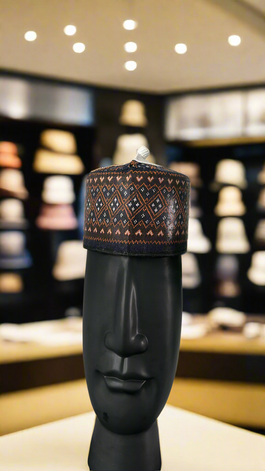 GETZNER HAT - BLACK & BRONZE GEOMETRIC
